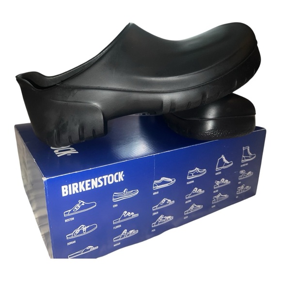 New in Box Birkenstock Men's Black Slip-Ons - Picture 1 of 12